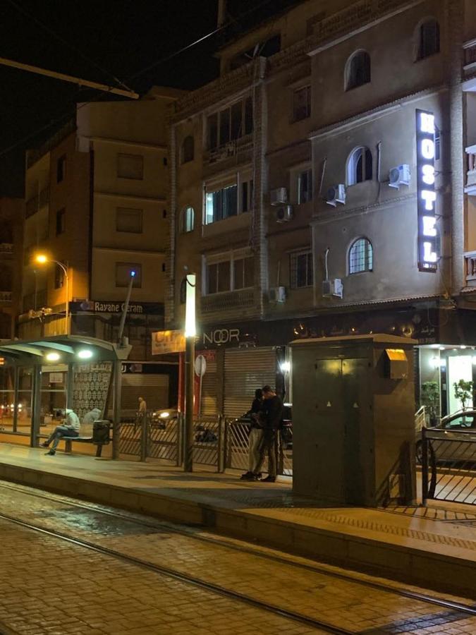 Hostel Les Pins Alger Algiers Exterior foto