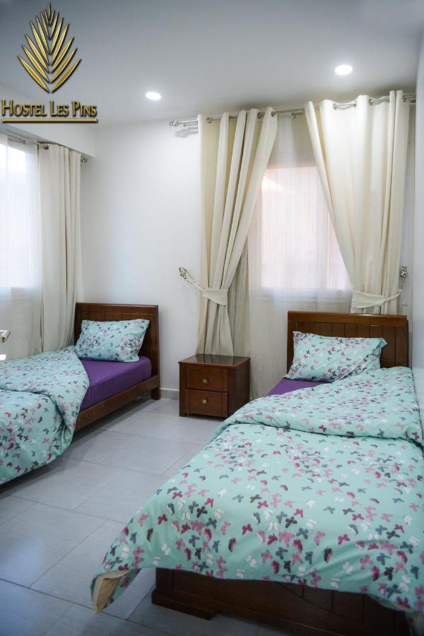 Hostel Les Pins Alger Algiers Exterior foto